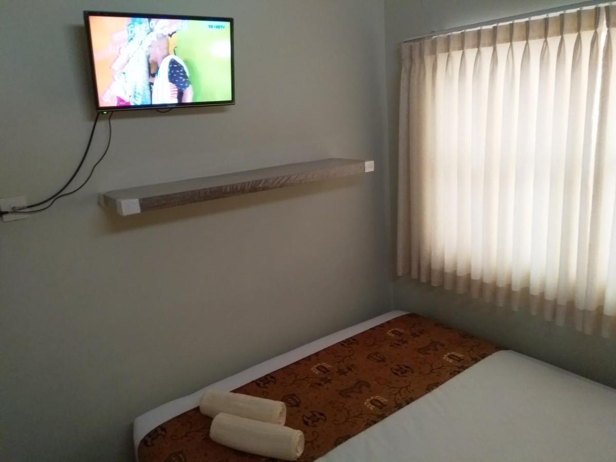 Ferienwohnung Omah Ngadiwinatan Syariah Yogyakarta Exterior foto