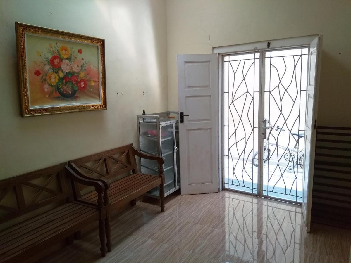 Ferienwohnung Omah Ngadiwinatan Syariah Yogyakarta Exterior foto